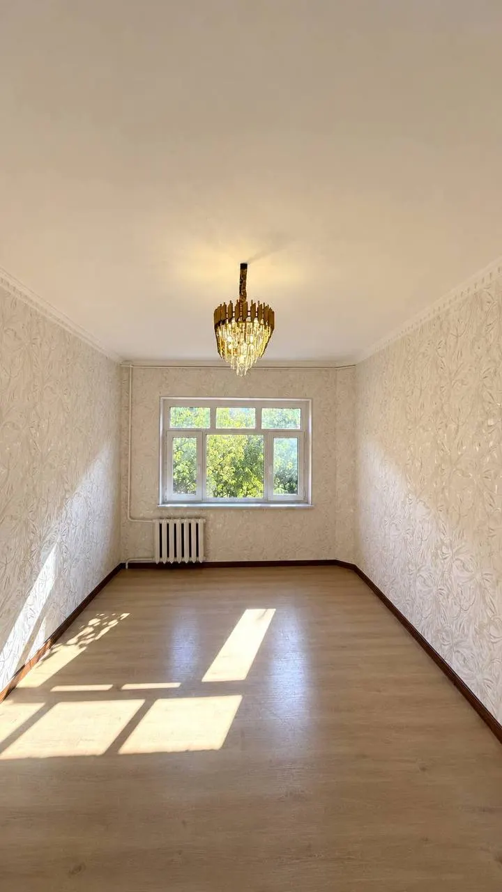 Продаётся 1-комнатная квартира, 41 м², 2/4 этаж — Алмазарский район