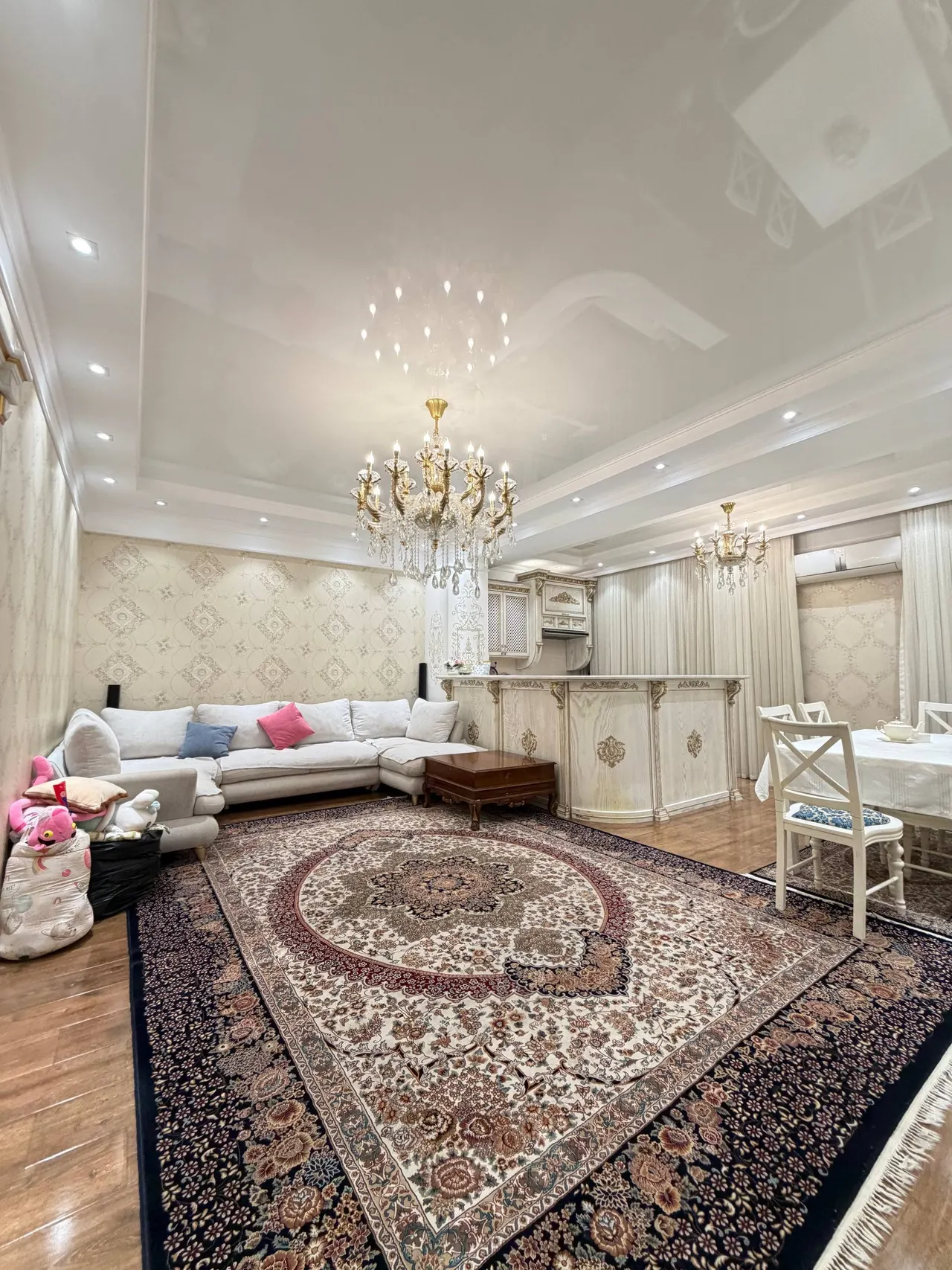 Сотилади 4 хонали квартира, 110 м², 3/5 қават — Юнусобод тумани