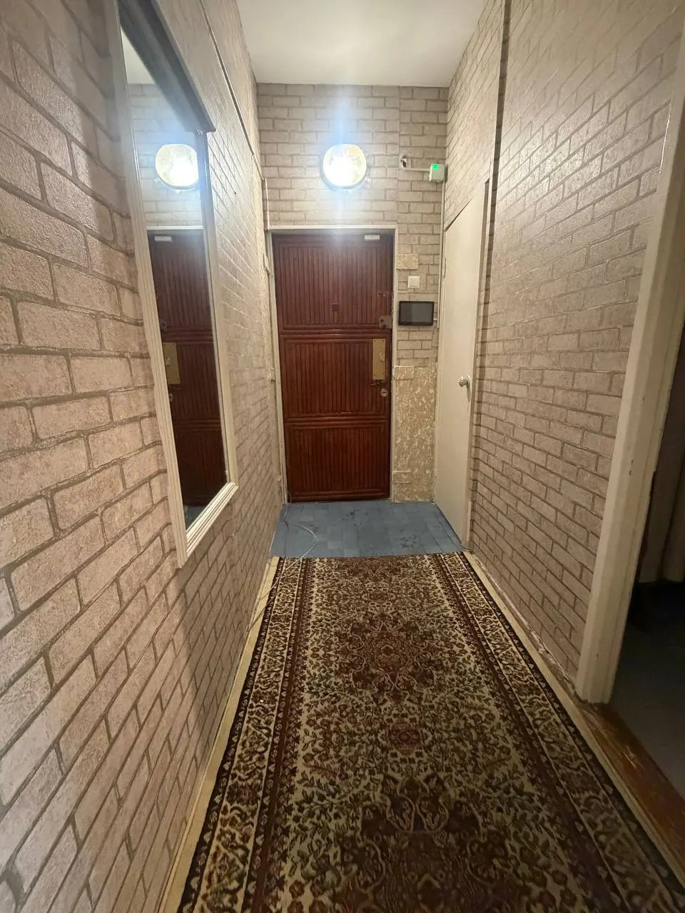 Sotiladi 2 xonali kvartira, 50 m², 3/4 qavat — Yunusobod tumani
