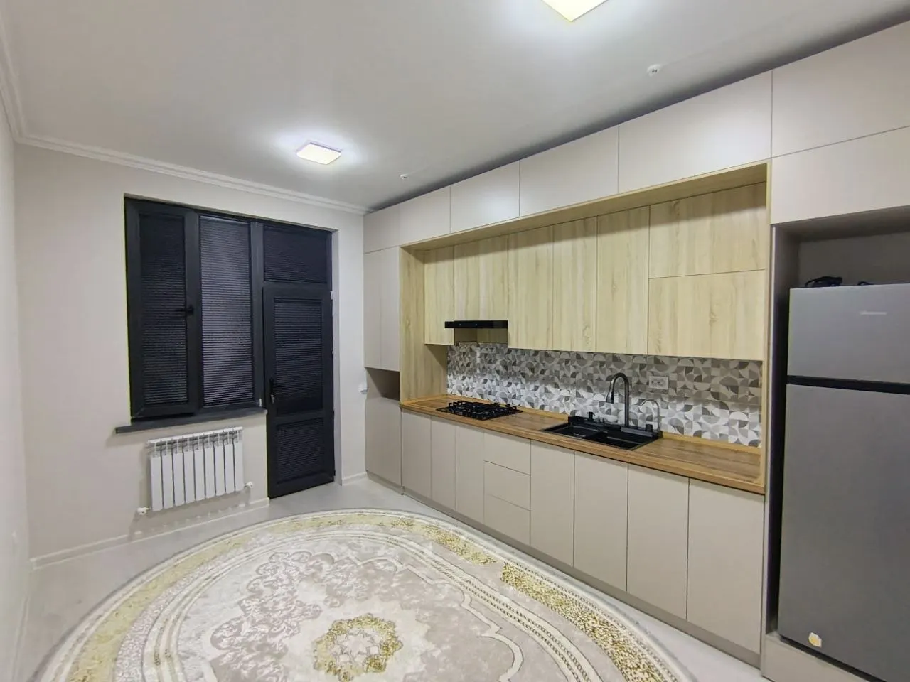 Ижарага берилади 3 хонали квартира, 80 м², 1/9 қават — Сергели тумани