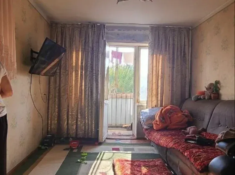 Sotiladi 2 xonali kvartira, 54 m², 2/4 qavat — Fargʻona shahri