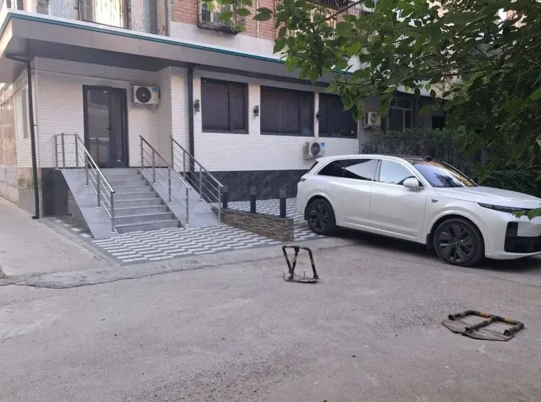 Продаётся коммерческое помещение, 65 м², 1/9 этаж — Яшнабадский район