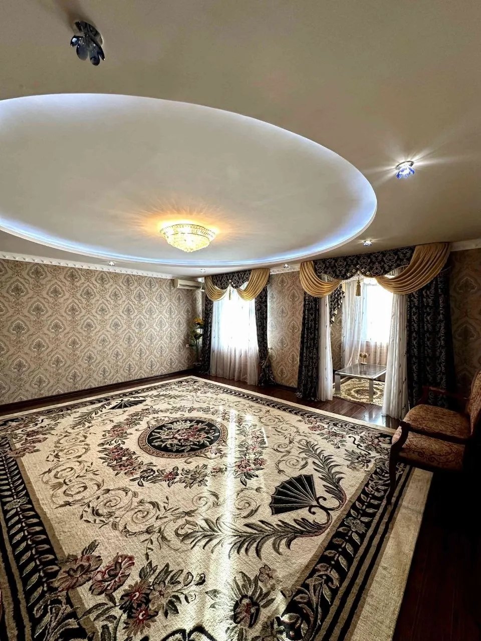 Sotiladi 5 xonali kvartira, 97 m², 4/4 qavat — Olmazor tumani