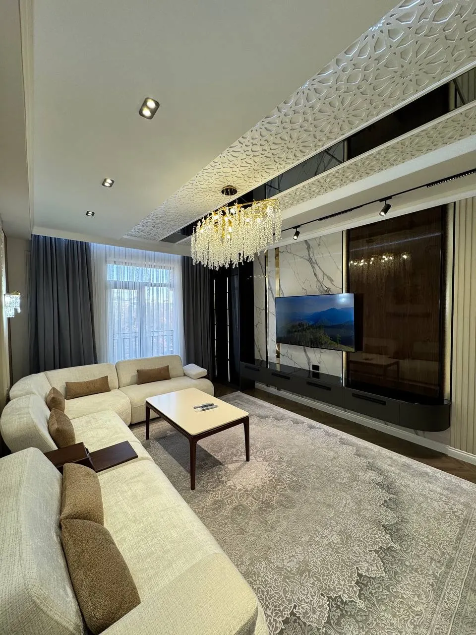 Ijaraga beriladi 3 xonali kvartira, 106 m², 5/10 qavat — Yakkasaroy tumani