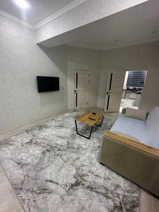 Сдаётся 2-комнатная квартира, 60 м², 8/12 этаж — Яккасарайский район