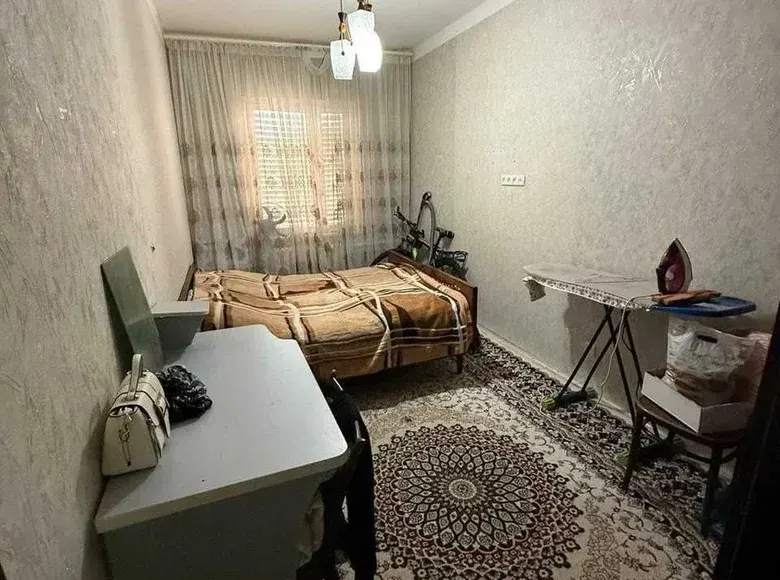 Сотилади 5 хонали квартира, 87 м², 3/5 қават — Мирзо Улуғбек тумани