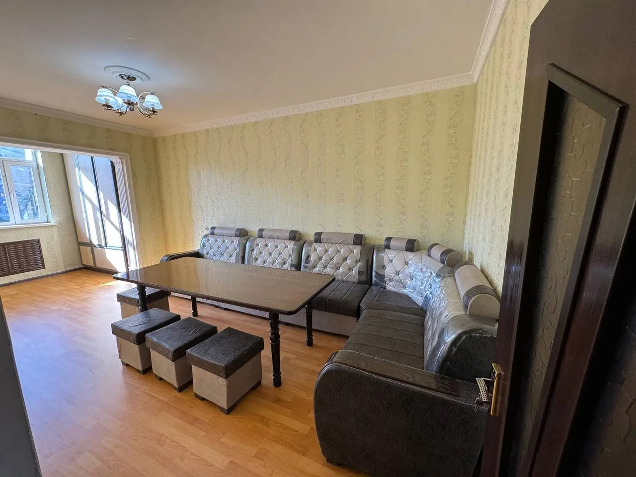 Сдаётся 3-комнатная квартира, 80 м², 1/5 этаж — Шайхантахурский район