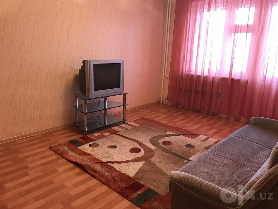 Ijaraga beriladi 1 xonali kvartira, 28 m², 3/4 qavat — Chirchiq shahri
