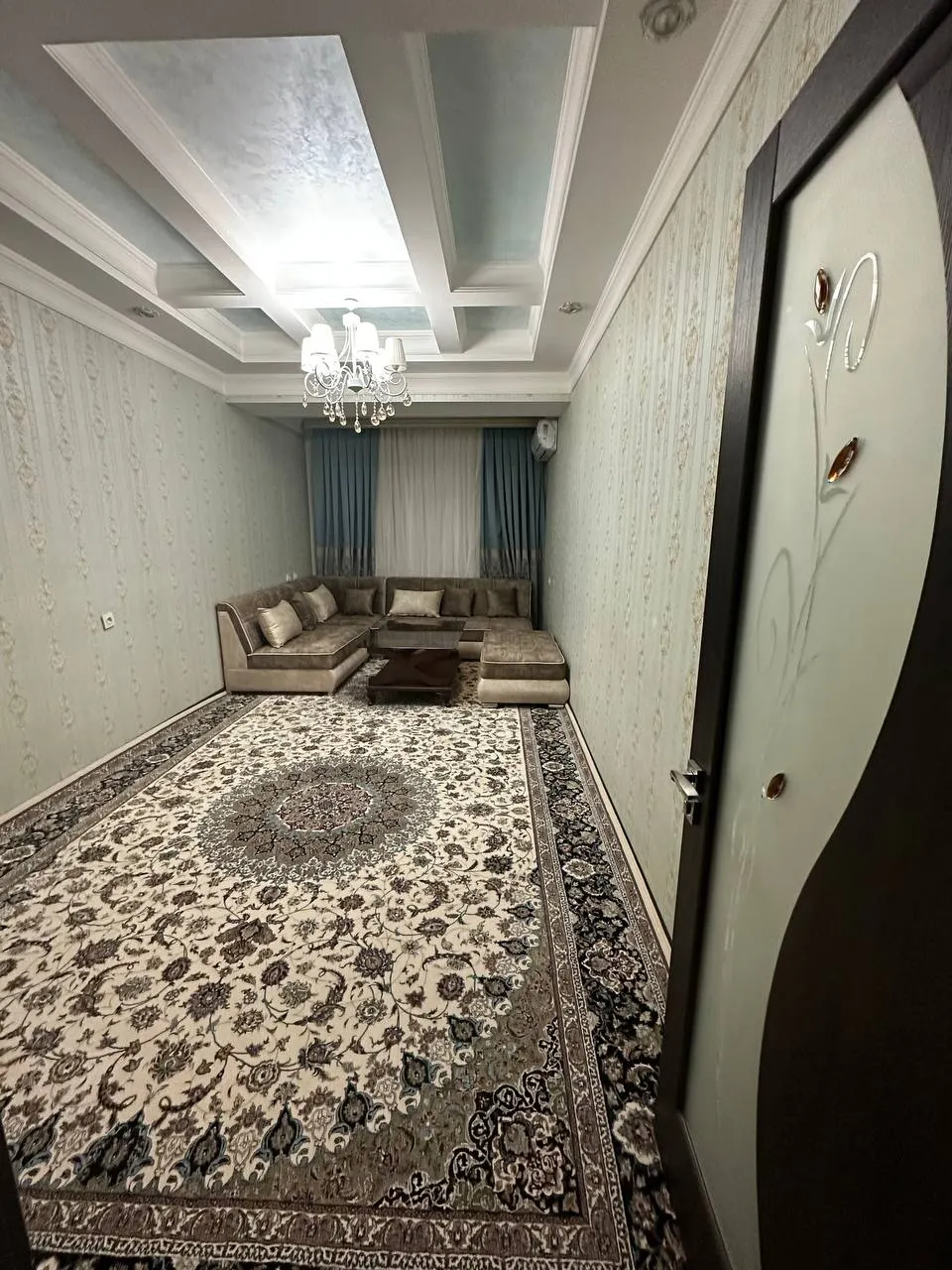 Ижарага берилади 3 хонали квартира, 70 м², 3/7 қават — Сергели тумани