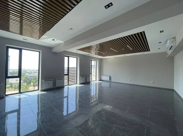 Ижарага берилади тижорат биноси, 235 м², 3/5 қават — Миробод тумани
