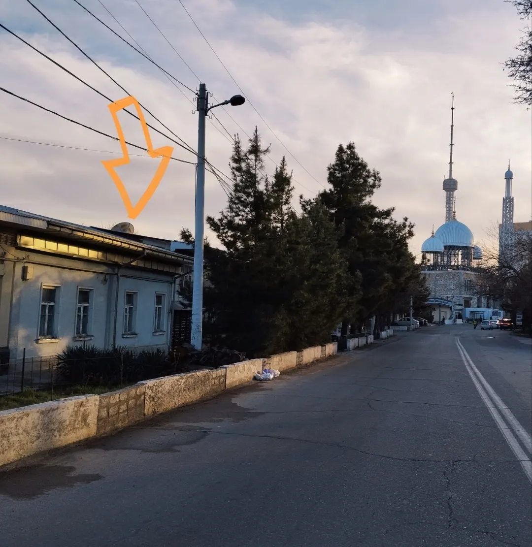 Сотилади ҳовли уй, 4.5 сотих — Юнусобод тумани