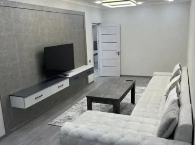 Сдаётся 3-комнатная квартира, 91 м², 2/4 этаж — Яккасарайский район