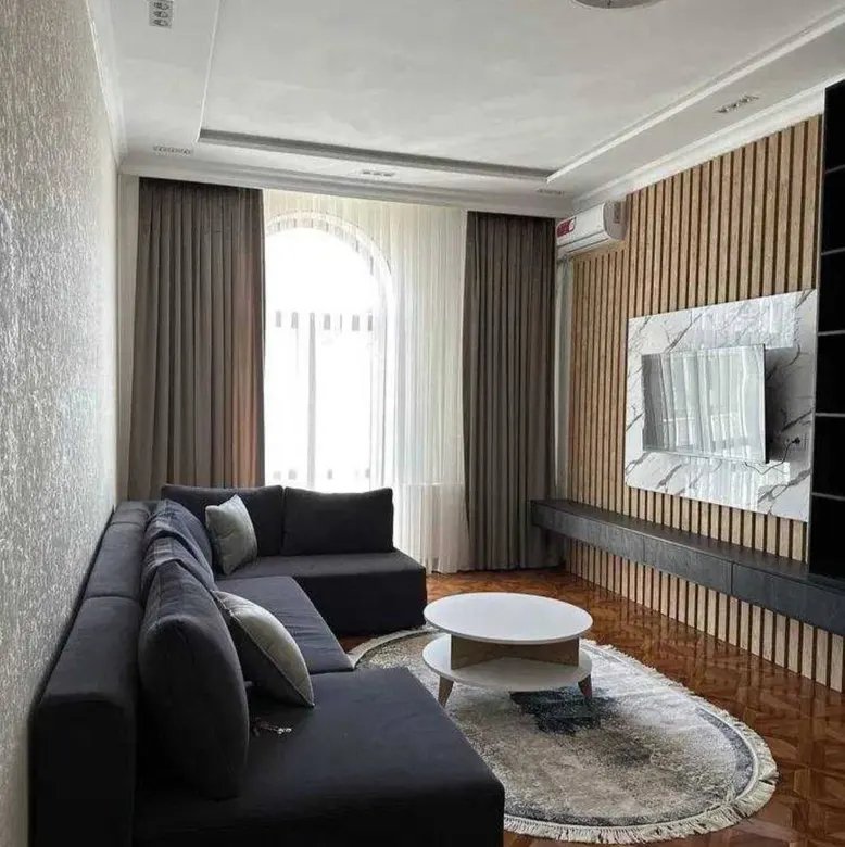 Сдаётся 3-комнатная квартира, 125 м², 5/10 этаж — Юнусабадский район