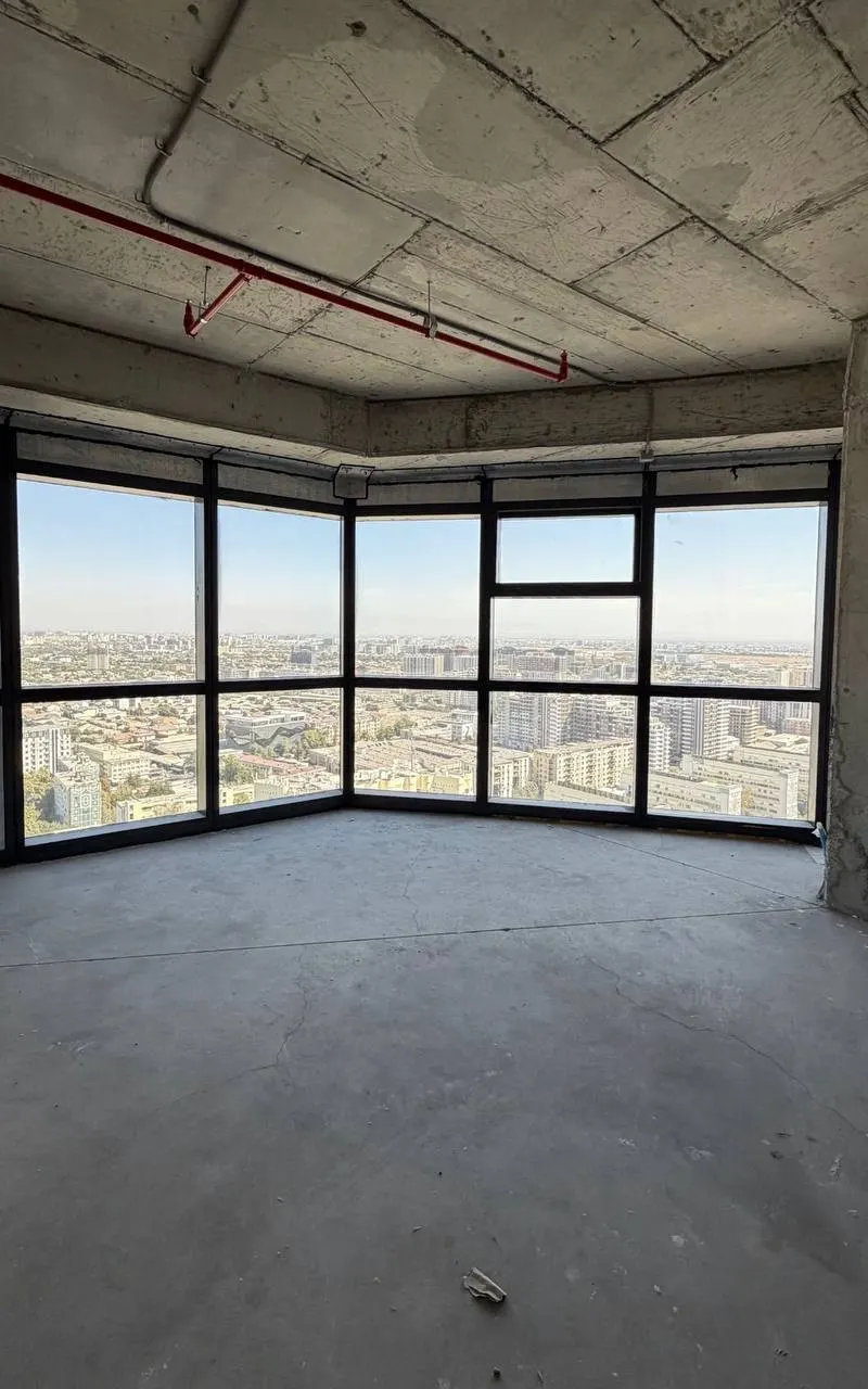 Sotiladi 2 xonali kvartira, 56 m², 23/45 qavat — Yakkasaroy tumani