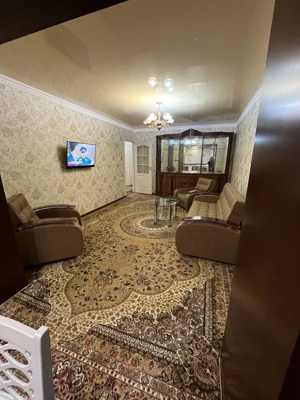 Сдаётся 3-комнатная квартира, 80 м², 2/4 этаж — Мирзо-Улугбекский район