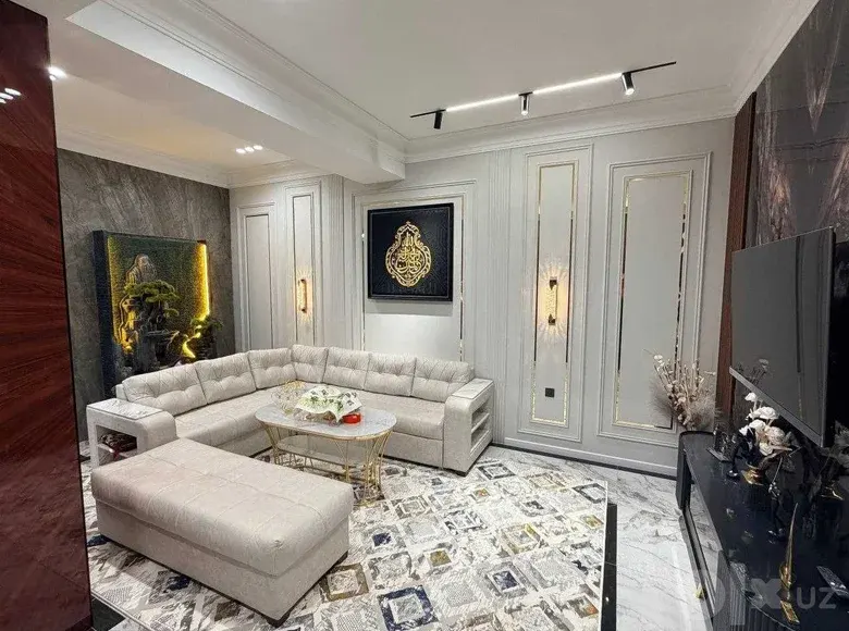 Продаётся 2-комнатная квартира, 63 м², 13/15 этаж — Яккасарайский район