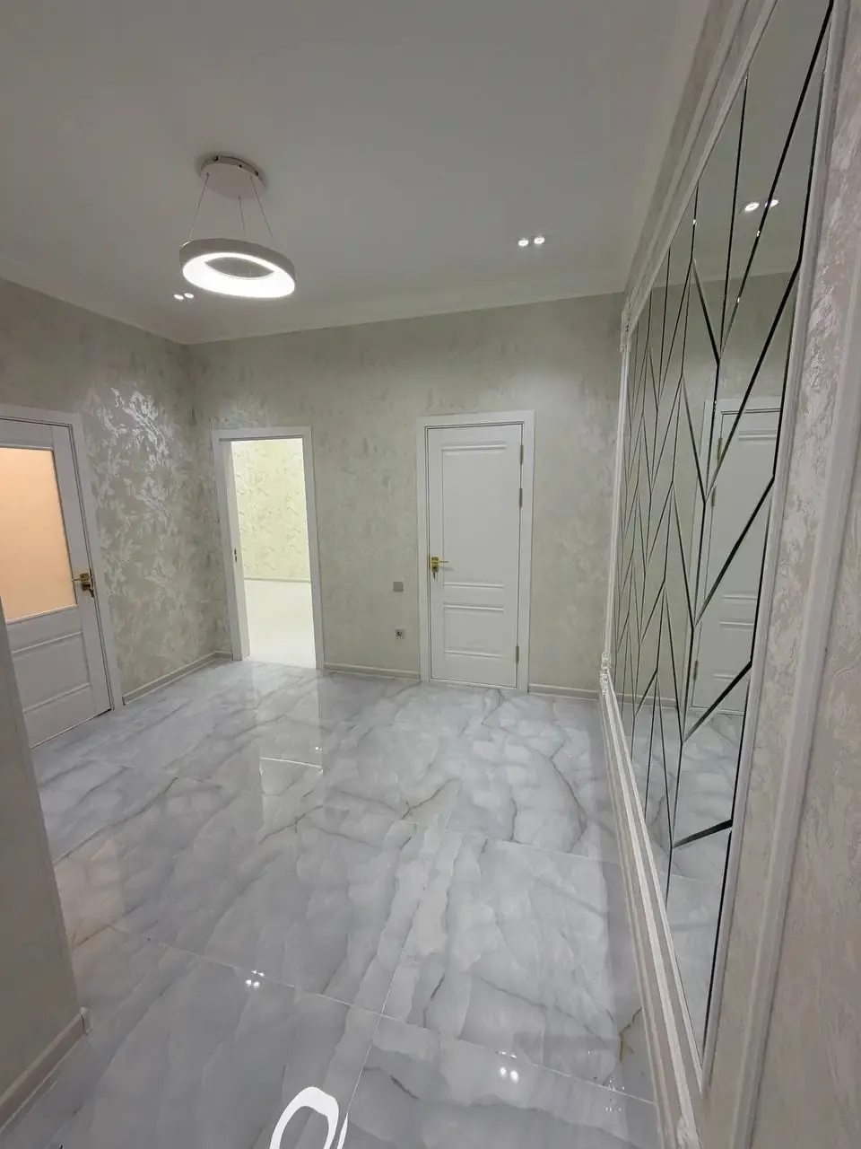 Сотилади 3 хонали квартира, 100 м², 9/11 қават — Яшнобод тумани