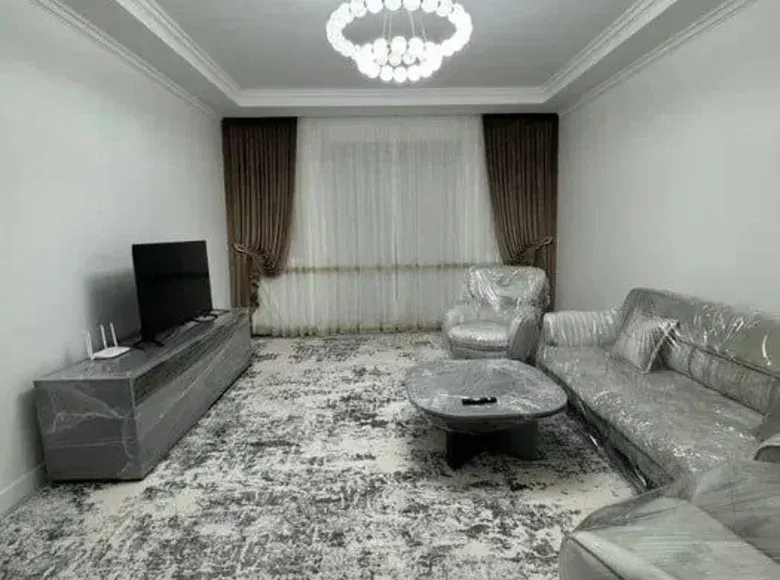 Ijaraga beriladi 3 xonali kvartira, 95 m², 5/9 qavat — Yakkasaroy tumani