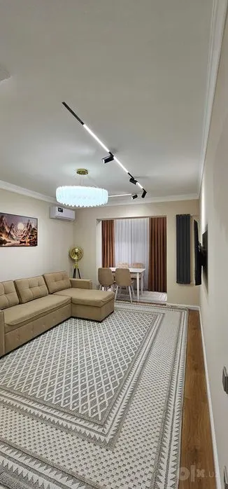 Продаётся 3-комнатная квартира, 60 м², 1/4 этаж — Мирзо-Улугбекский район