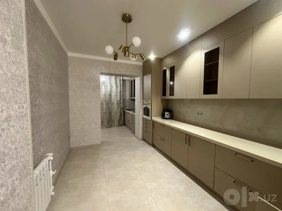 Сотилади 4 хонали квартира, 100 м², 5/9 қават — Миробод тумани