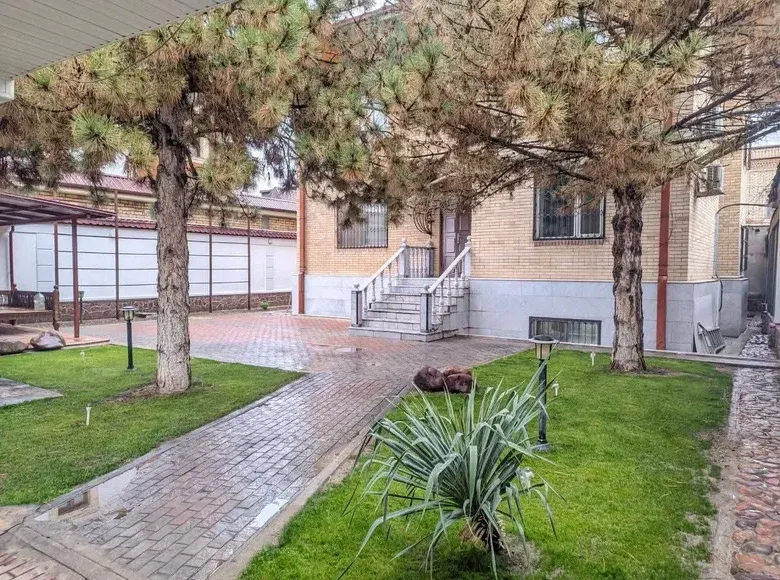 Ижарага берилади 7 хонали квартира, 350 м² — Тошкент шаҳри