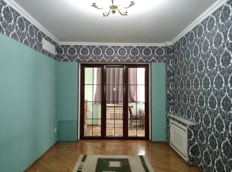 Sotiladi 5 xonali kvartira, 95 m², 2/5 qavat — Yunusobod tumani