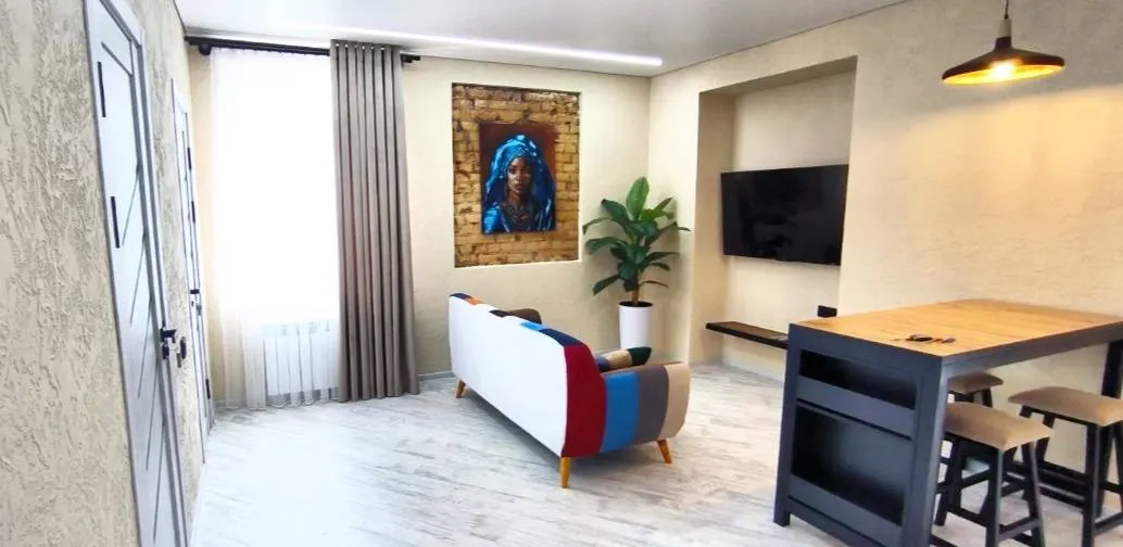 Сдаётся 1-комнатная квартира, 50 м², 4/8 этаж — Мирабадский район