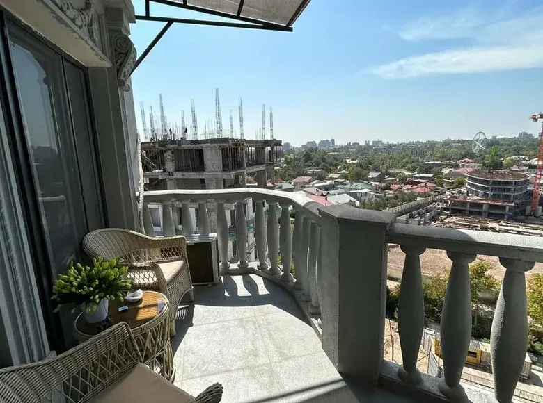 Сотилади 4 хонали квартира, 106 м², 9/10 қават — Юнусобод тумани