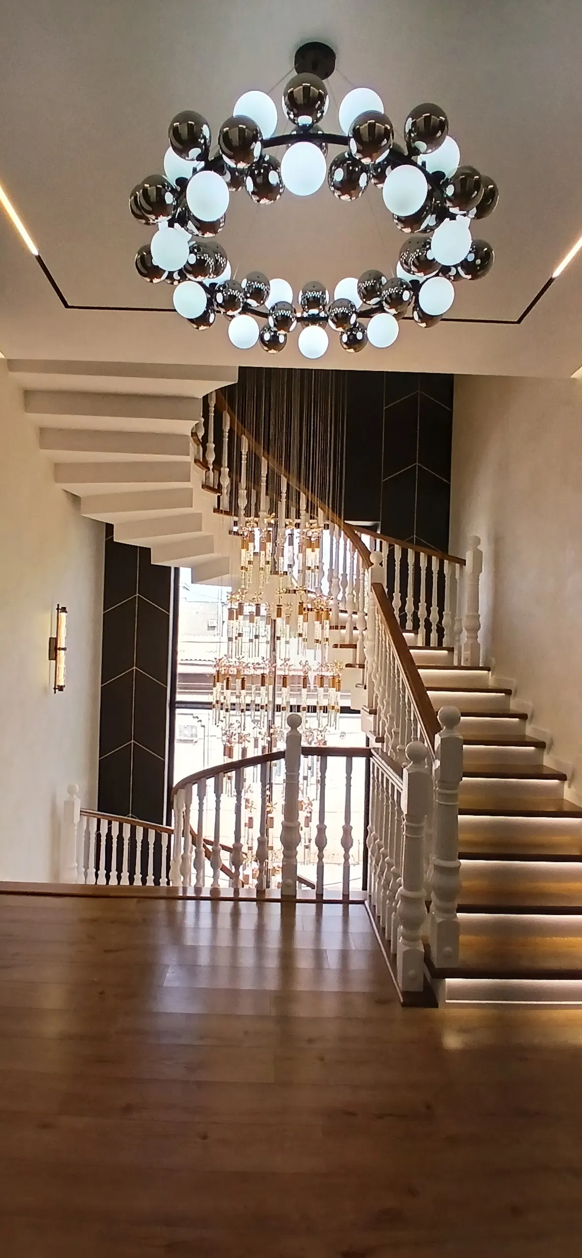 Sotiladi hovli uy, 1.9 sotix, 19 m², 3/4 qavat — Yunusobod tumani
