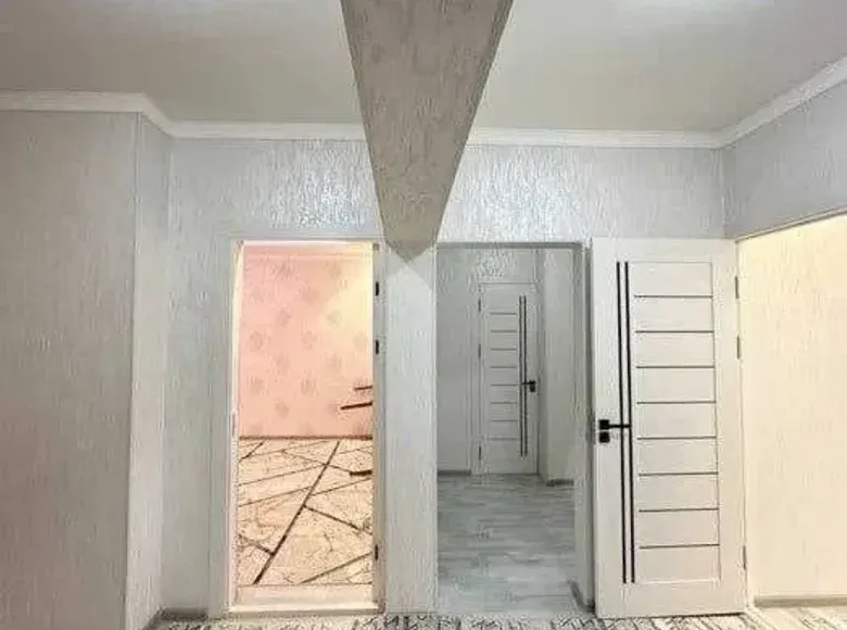 Сотилади 4 хонали квартира, 95 м², 9/9 қават — Яккасарой тумани