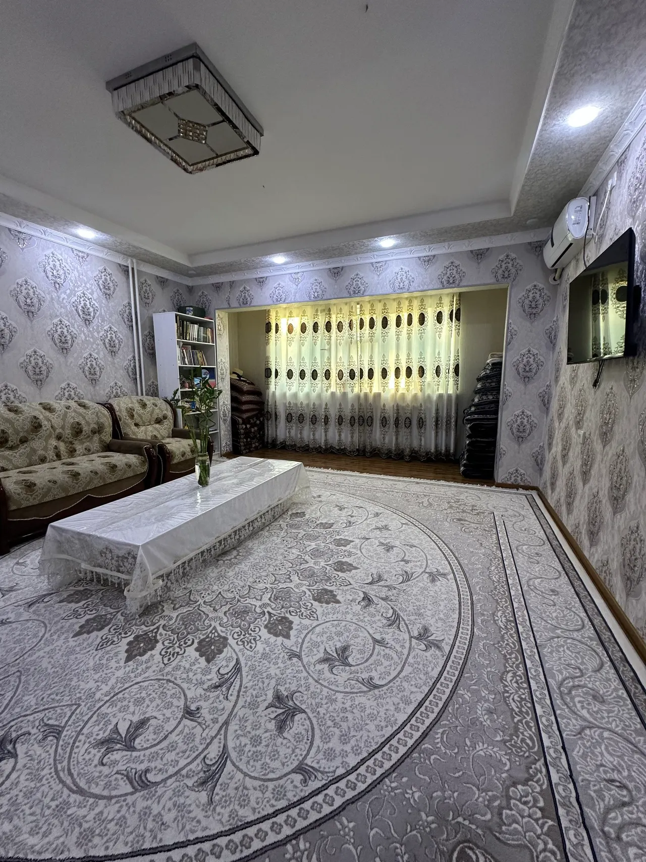 Sotiladi 4 xonali kvartira, 86 m², 2/4 qavat — Yunusobod tumani