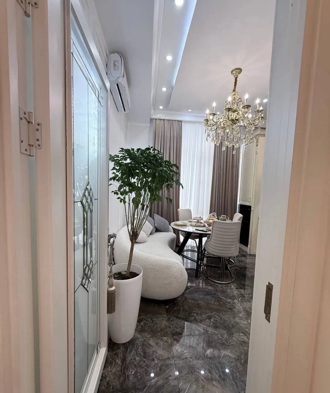 Продаётся 2-комнатная квартира, 49 м², 8/10 этаж — Яккасарайский район