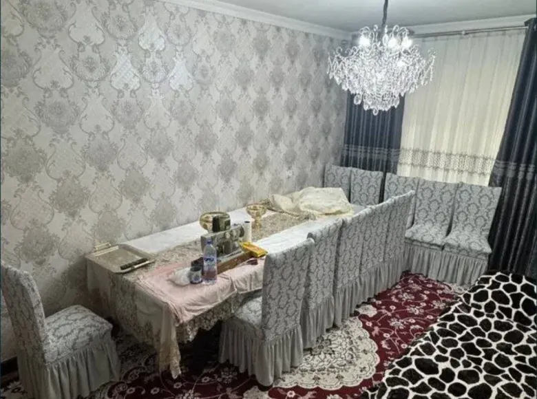 Sotiladi 4 xonali kvartira, 52 m², 2/5 qavat — Olmazor tumani