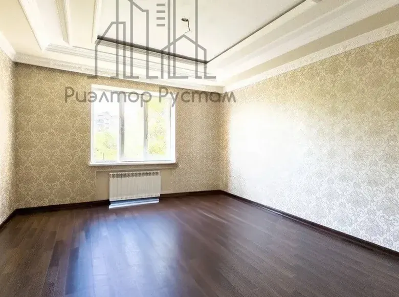 Сотилади 3 хонали квартира, 92 м², 4/5 қават — Мирзо Улуғбек тумани