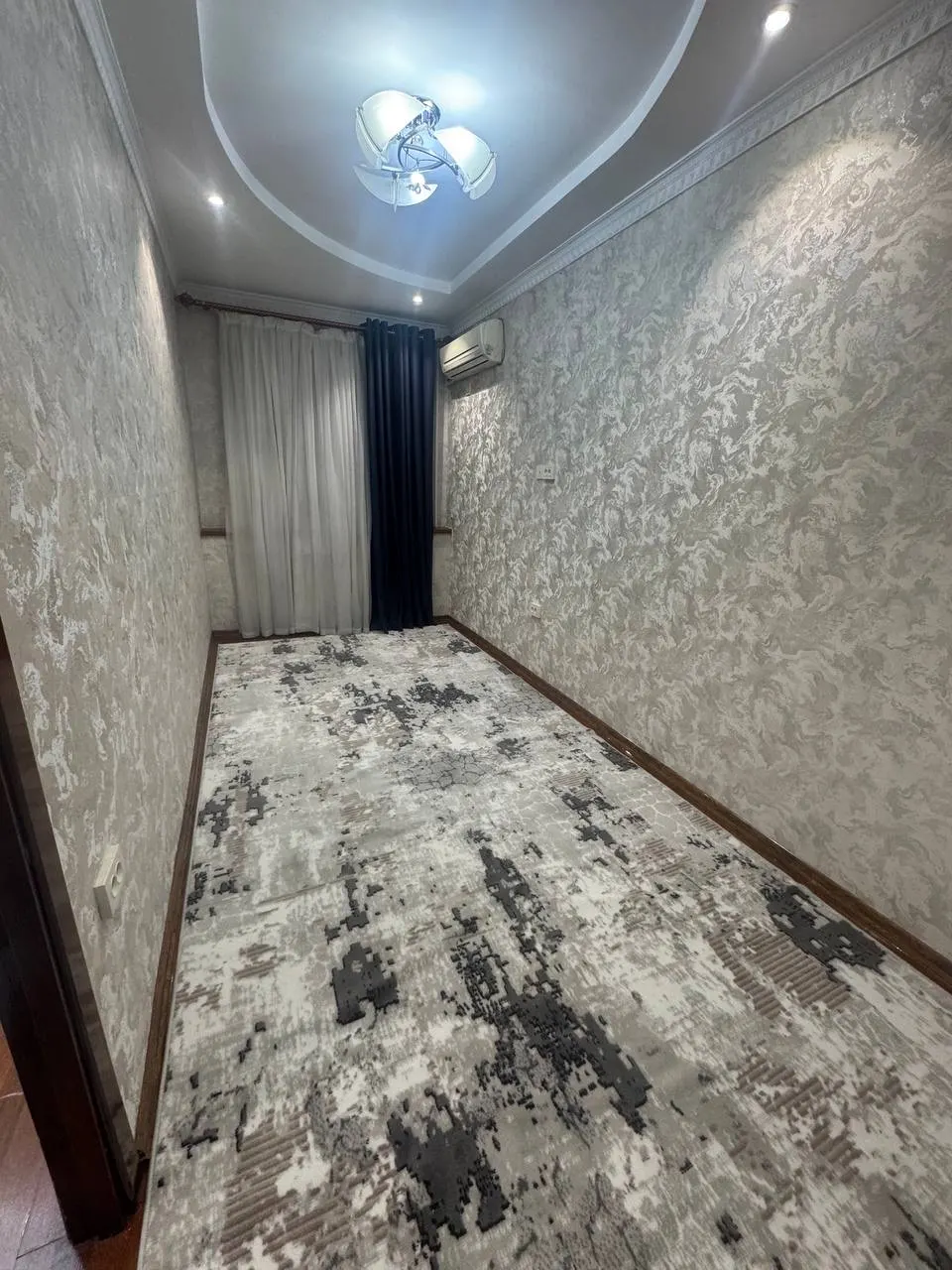 Продаётся 4-комнатная квартира, 93 м², 6/9 этаж — Шайхантахурский район