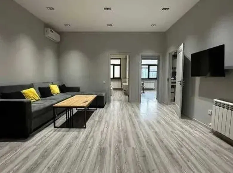 Ijaraga beriladi 3 xonali kvartira, 76 m², 8/10 qavat — Mirzo Ulugʻbek tumani