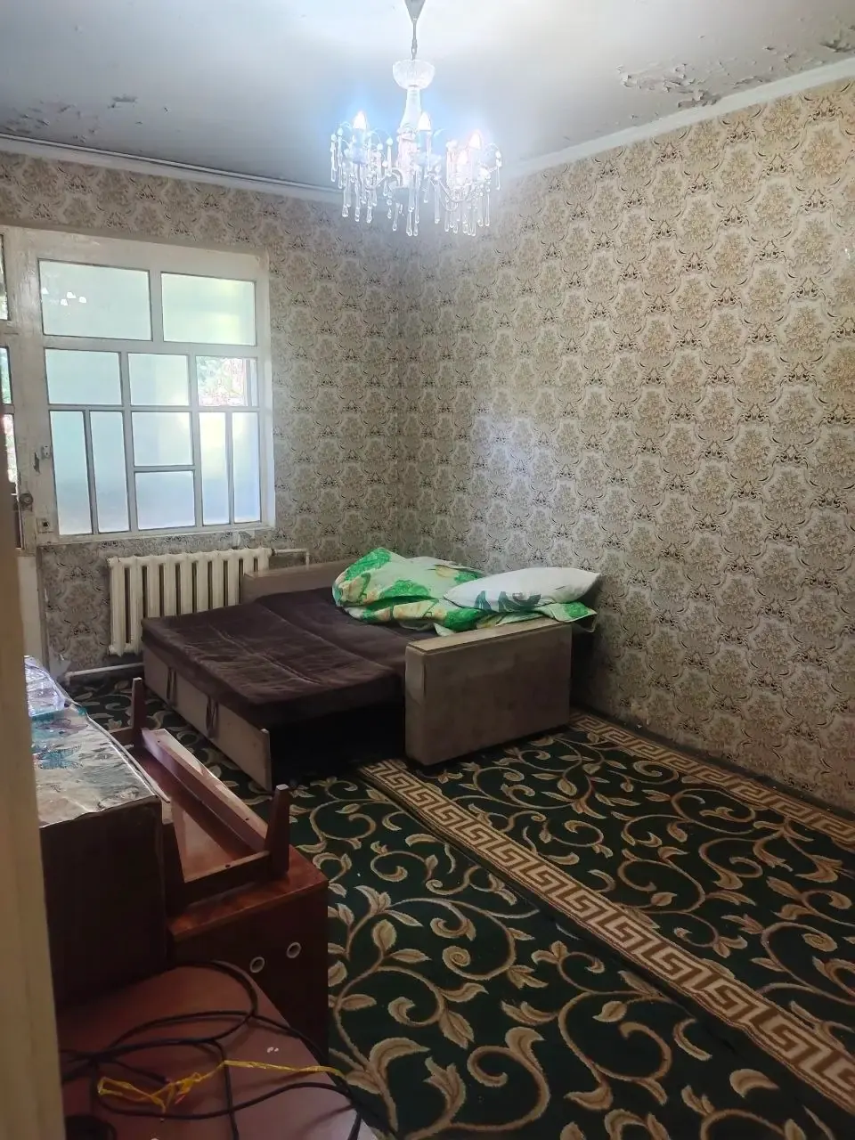 Продаётся 1-комнатная квартира, 33 м², 4/4 этаж — Учтепинский район
