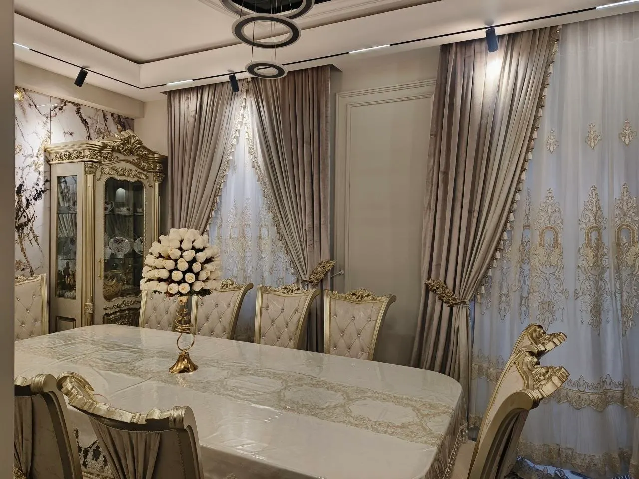Сотилади 5 хонали квартира, 100 м², 1/4 қават — Учтепа тумани
