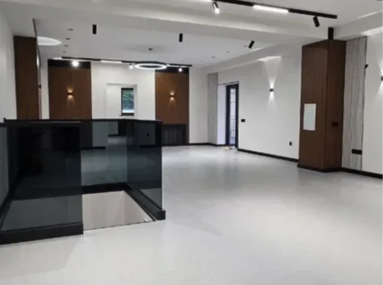 Ижарага берилади тижорат биноси, 150 м² — Яккасарой тумани