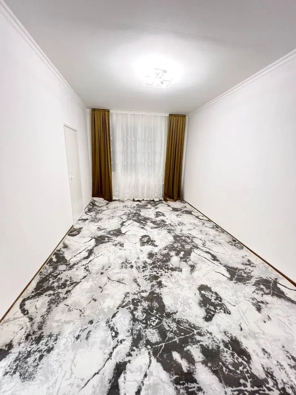 Продаётся 2-комнатная квартира, 48 м², 1/4 этаж — Чиланзарский район