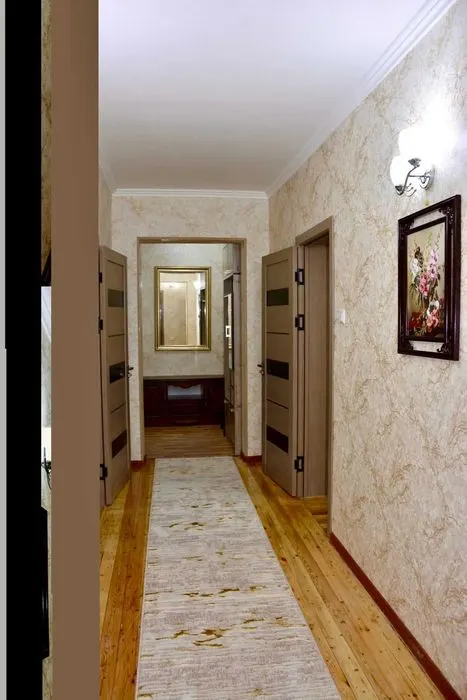 Сдаётся 4-комнатная квартира, 140 м², 5/9 этаж — Мирабадский район
