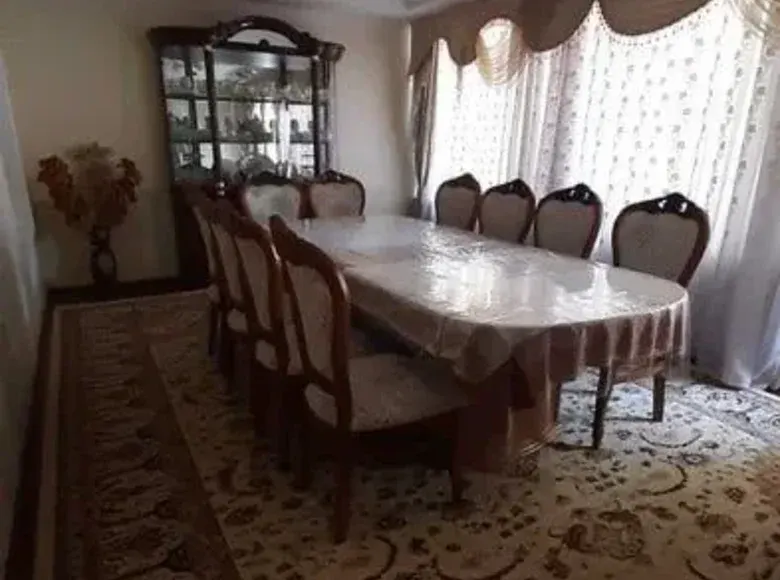 Сотилади 4 хонали ҳовли уй, 150 м² — Миробод тумани