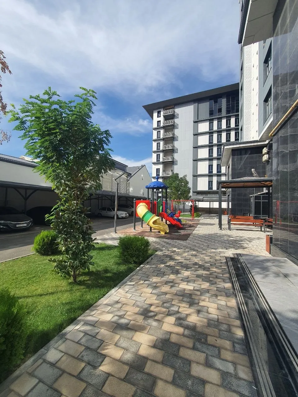 Продаётся 4-комнатная квартира, 146 м², 4/12 этаж — Шайхантахурский район