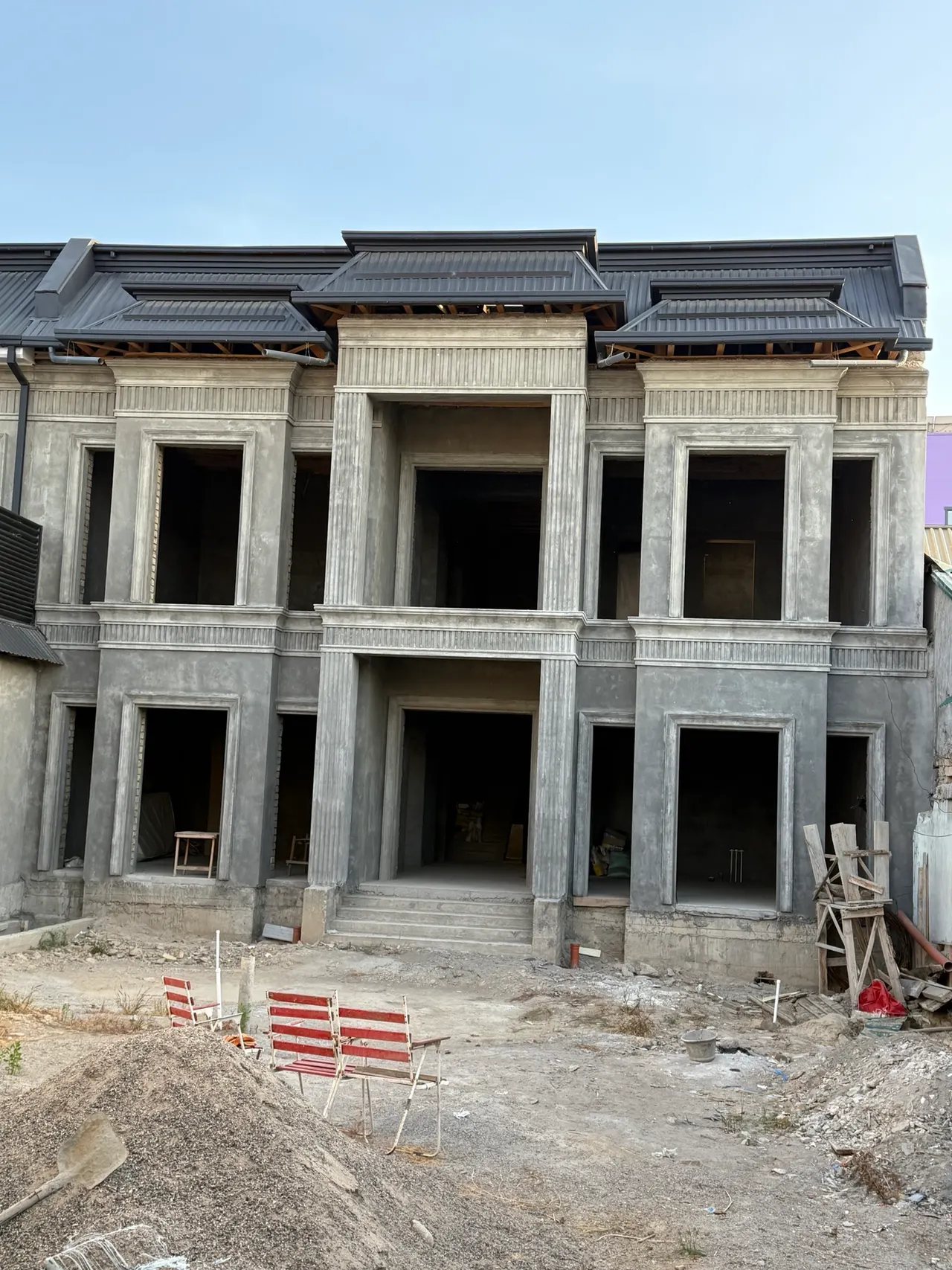 Sotiladi 7 xonali hovli uy, 4 sotix, 2 qavatli — Sergeli tumani