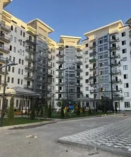 Sotiladi 3 xonali kvartira, 70 m², 6/8 qavat — Yashnobod tumani