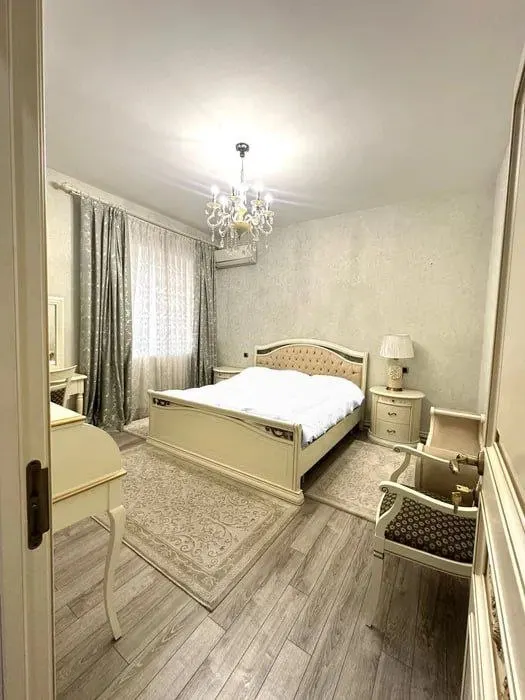Сдаётся 3-комнатная квартира, 80 м², 1/3 этаж — Мирзо-Улугбекский район