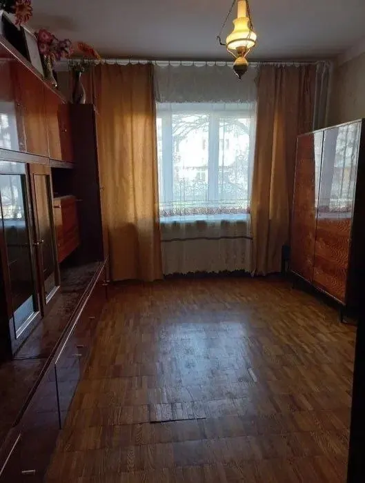 Сотилади 2 хонали квартира, 57 м², 2/5 қават — Янгиҳаёт тумани