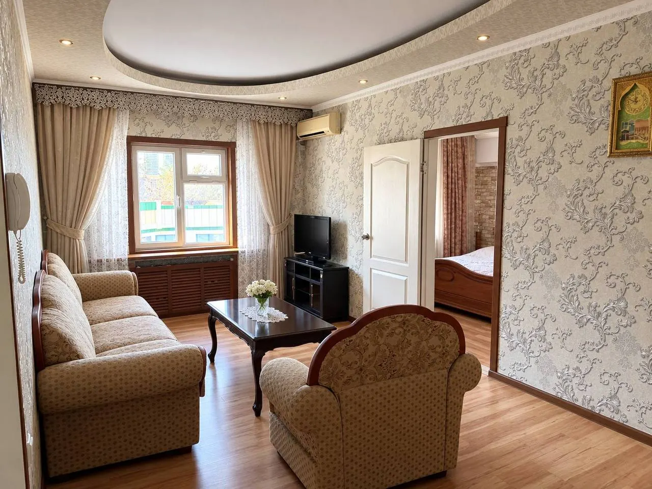 Продаётся 4-комнатная квартира, 92 м², 4/9 этаж — Мирабадский район