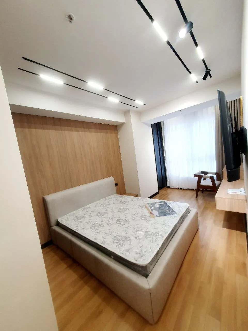 Продаётся 2-комнатная квартира, 58 м², 14/24 этаж — Яккасарайский район