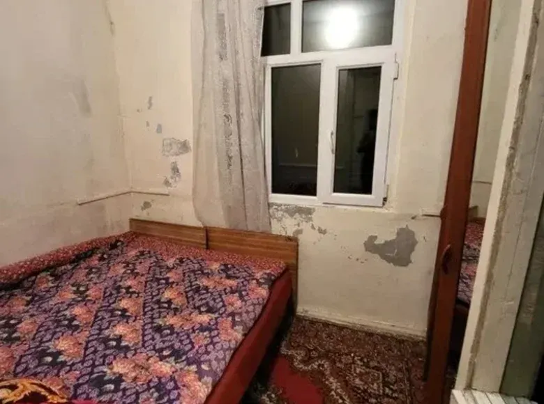 Сотилади 1 хонали квартира, 30 м², 3/5 қават — Юнусобод тумани